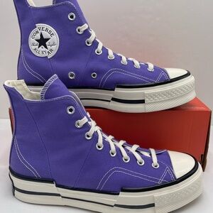 Converse Mn A12523C
CHUCK 70 PLUS HI
VIPER VIOLET/EGRET Purple High-Top Sneakers